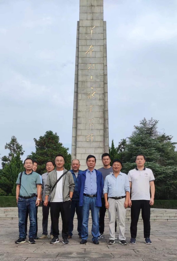 微信图片_20220930111813_副本.jpg