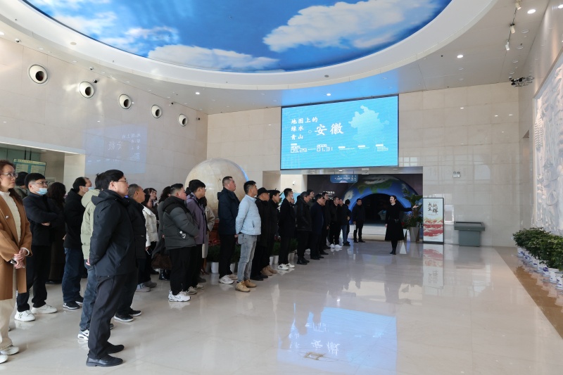 E85A8137.JPG E85A8137.JPG